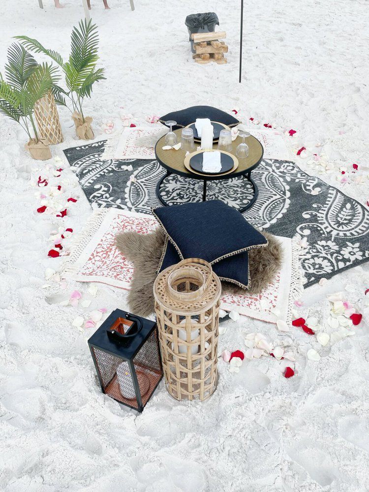 Romantic Beach Picnic for Two